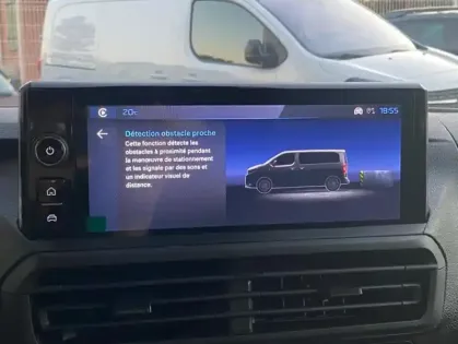 Photo 9 Peugeot Expert III Taille M 2.2 Diesel 180 S&S EAT8