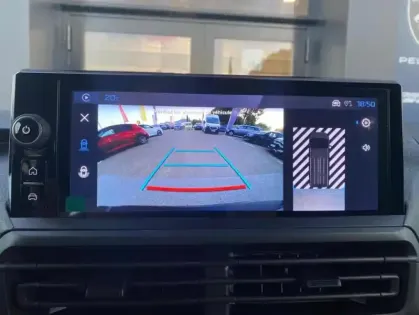 Photo 5 Peugeot Expert III Taille M 2.2 Diesel 180 S&S EAT8