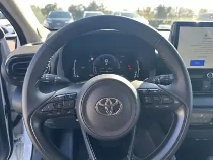 Photo 14 Toyota Yaris Hybride 116h Design MY25