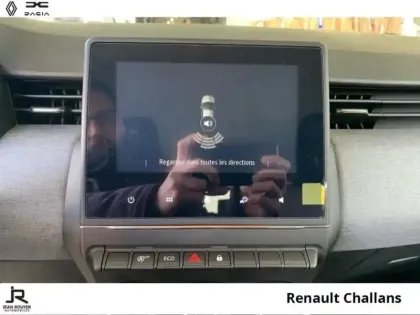 Photo 8 Renault Clio  1.5 Blue dCi 100ch Evolution - 24