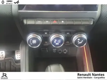 Photo 11 Renault Clio  1.6 E-Tech hybride 140ch RS Line