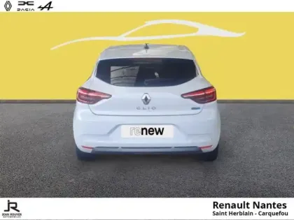 Photo 7 Renault Clio  1.6 E-Tech hybride 140ch RS Line