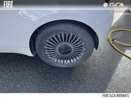 Photo 10 Fiat 500  e 118ch Icône