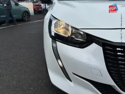 Photo 12 Peugeot 208  Affaire 1.2 PureTech 75ch S&S Premium