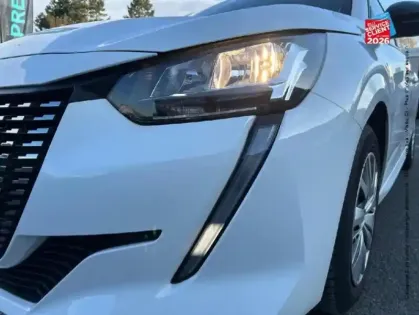 Photo 57 Peugeot 208  Affaire 1.2 PureTech 75ch S&S Premium