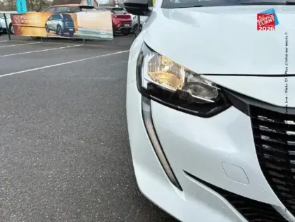 Photo 12 Peugeot 208  Affaire 1.2 PureTech 75ch S&S Premium