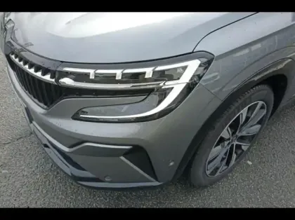 Photo 13 Renault Espace  1.2 E-Tech full hybrid 200ch Techno 7 places - 24