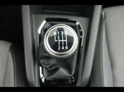 Photo 5 Renault Clio  1.5 dCi 100ch Evolution - 25