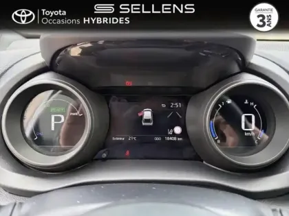 Photo 13 Toyota Yaris Gén. I Ph1 Design 5