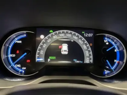 Photo 7 Toyota Rav4  2.5 Hybride 218ch Dynamic Business 2WD + Programme Beyond Zero Academy MY22