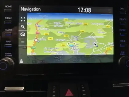 Photo 8 Toyota Rav4  2.5 Hybride 218ch Dynamic Business 2WD + Programme Beyond Zero Academy MY22