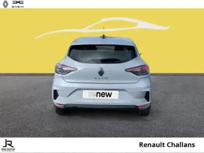 Photo 10 Renault Clio  1.5 Blue dCi 100ch Evolution - 24