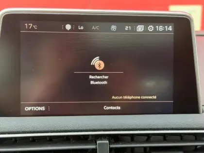 Photo 12 Peugeot 3008  1.6 PureTech 180ch S&S GT Line EAT8