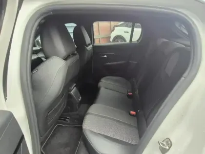 Photo 14 Peugeot 208  e- 136ch GT