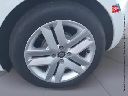 Photo 9 Renault Clio  1.6 E-Tech hybride 140ch Business -21N