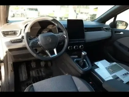 Photo 13 Renault Clio  1.0 TCe 90ch Techno - 25