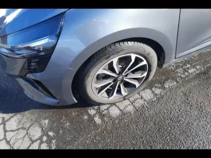 Photo 8 Renault Clio  1.0 TCe 90ch Techno - 25