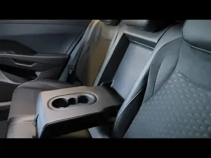 Photo 6 Volkswagen T-roc  1.5 eTSI 150ch R-Line DSG7