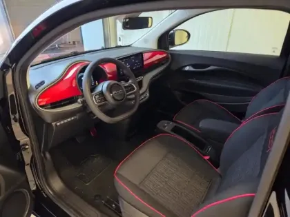 Photo 10 Fiat 500  e 118ch (RED) MY25