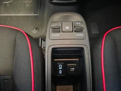 Photo 14 Fiat 500  e 118ch (RED) MY25