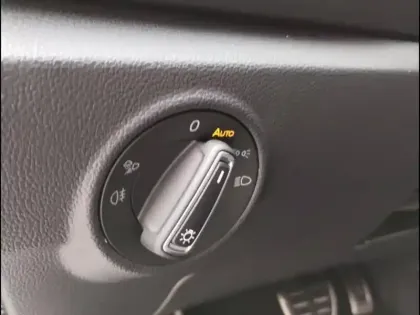 Photo 11 Volkswagen T-roc  1.5 TSI EVO 150ch R-Line DSG7