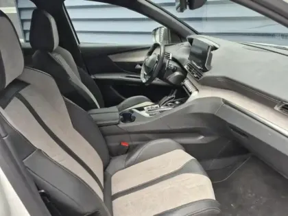 Photo 12 Peugeot 3008  HYBRID 225ch GT e-EAT8