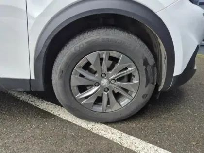 Photo 5 Peugeot 2008  1.2 PureTech 100ch S&S Active Pack