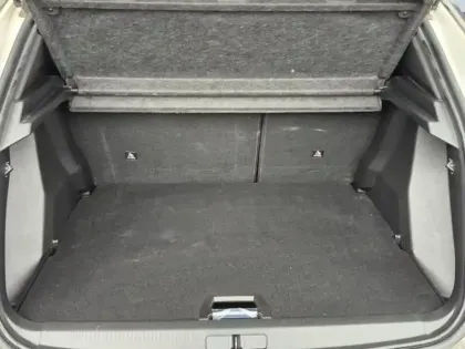 Photo 8 Peugeot 2008  1.2 PureTech 100ch S&S Active Pack