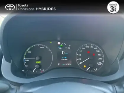 Photo 12 Toyota Yaris  116h France Business 5p