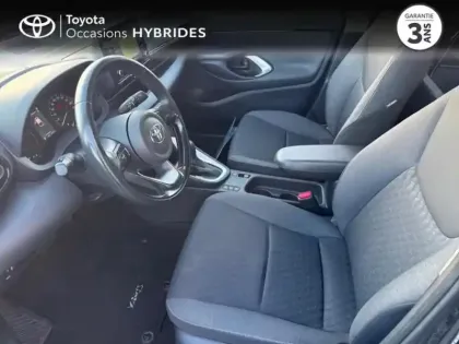 Photo 10 Toyota Yaris  116h France Business 5p