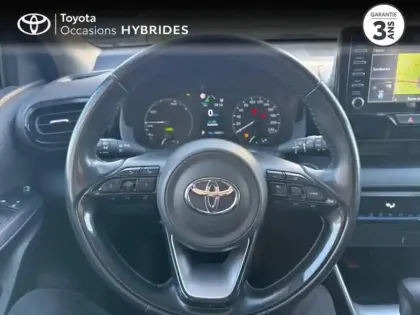 Photo 8 Toyota Yaris  116h France Business 5p