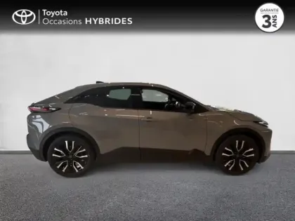 Photo 6 Toyota C-HR + 224ch 77kWh Design Grande Autonomie