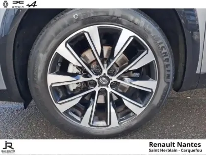 Photo 8 Renault Espace  1.2 E-Tech full hybrid 200ch Techno 7 places