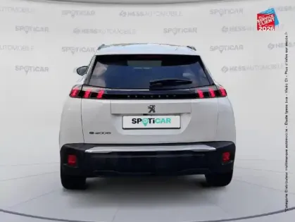 Photo 6 Peugeot 2008  e- 136ch Roadtrip