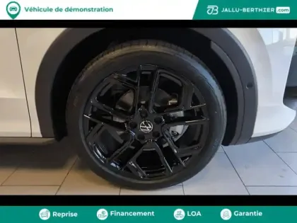 Photo 6 Volkswagen T-roc  1.5 eTSI 150ch R-Line DSG7