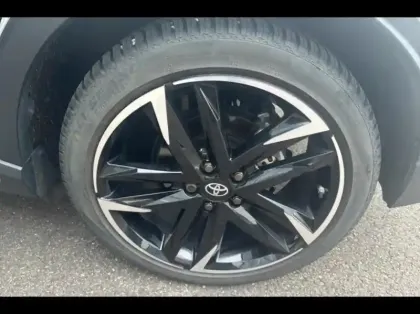 Photo 12 Toyota C-HR  184h GR-Sport 2WD E-CVT MY22