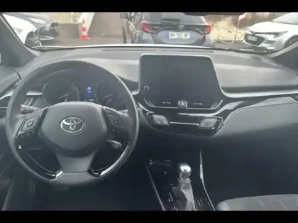 Photo 11 Toyota C-HR  184h GR-Sport 2WD E-CVT MY22