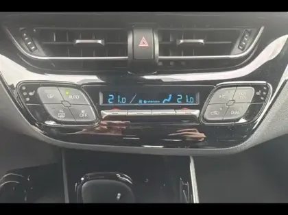 Photo 13 Toyota C-HR  184h GR-Sport 2WD E-CVT MY22