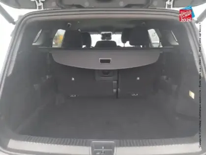 Photo 13 Renault Espace  1.2 E-Tech full hybrid 200ch Iconic 5 places - 24