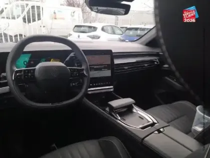 Photo 14 Renault Espace  1.2 E-Tech full hybrid 200ch Iconic 5 places - 24