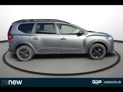 Photo 6 Dacia Jogger  1.6 hybrid 140ch Extreme+ 5 places -24