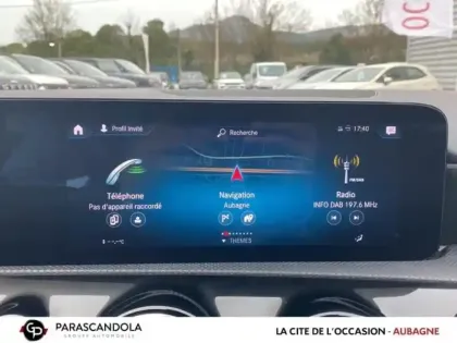 Photo 12 Mercedes Classe A  180 136ch AMG Line 7G-DCT