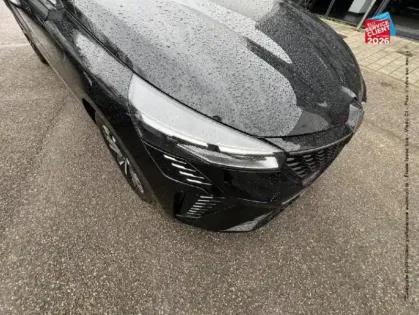 Photo 12 Renault Clio  1.6 E-Tech 145ch full hybrid Techno - 24