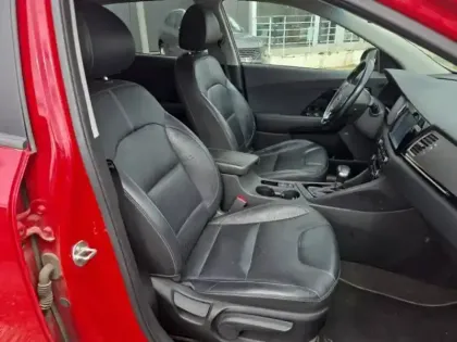 Photo 11 Kia Niro  1.6 GDi 105ch ISG + électrique 43.5ch Design DCT6