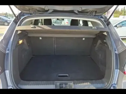 Photo 11 Renault Captur  1.6 E-Tech hybride 145ch Techno