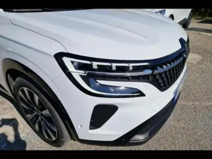 Photo 8 Renault Austral  1.2 E-Tech full hybrid 200ch Techno