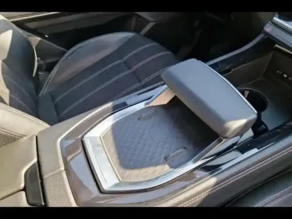 Photo 10 Renault Austral  1.2 E-Tech full hybrid 200ch Techno