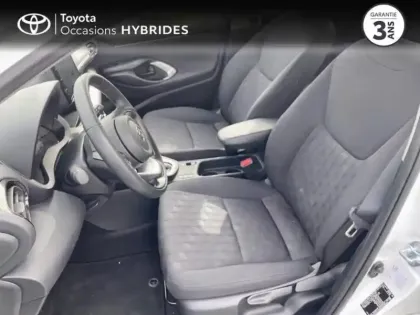 Photo 10 Toyota Yaris  116h Dynamic 5p MC24