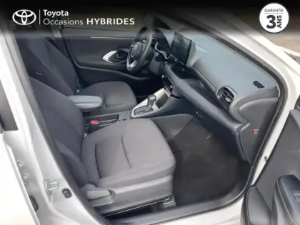 Photo 5 Toyota Yaris  116h Dynamic 5p MC24
