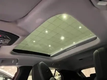 Photo 13 DS DS 4  E-TENSE 225ch Performance Line +